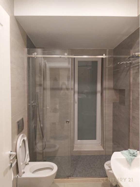 APARTAMENT 1+1 ME KUZHINE ME VETE ME QERA NE MYSLYM SHYR