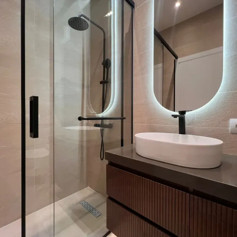 Shitet apartament 1+1 luksoz në Residencën Henke, përballë Amerikan 3