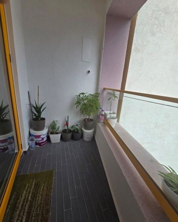 Appartamento 1+1 in Vendita a Ali Demi, Tirana