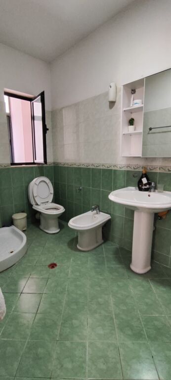 🏡 JEPET ME QERA APARTAMENT 2+1 + 2 BALLKONE