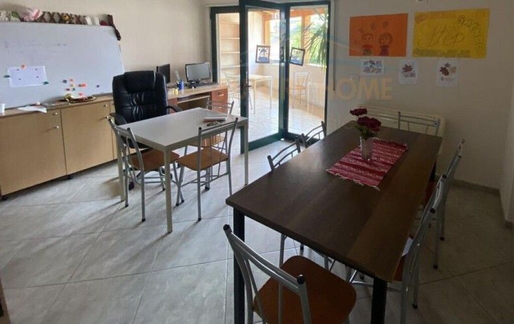 Qera, Ambient Komercial, Don Bosko, Tiranë