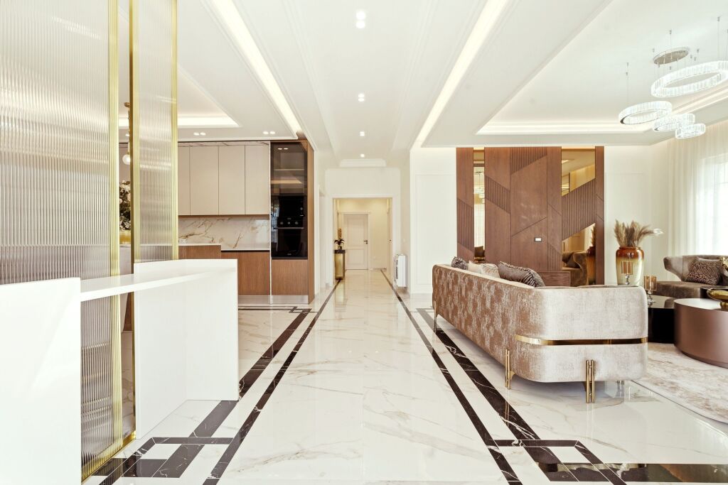 Villa di lusso a 5 km dalla costa di Qerreti, strada Shengjergj (anello nord Kavaje)