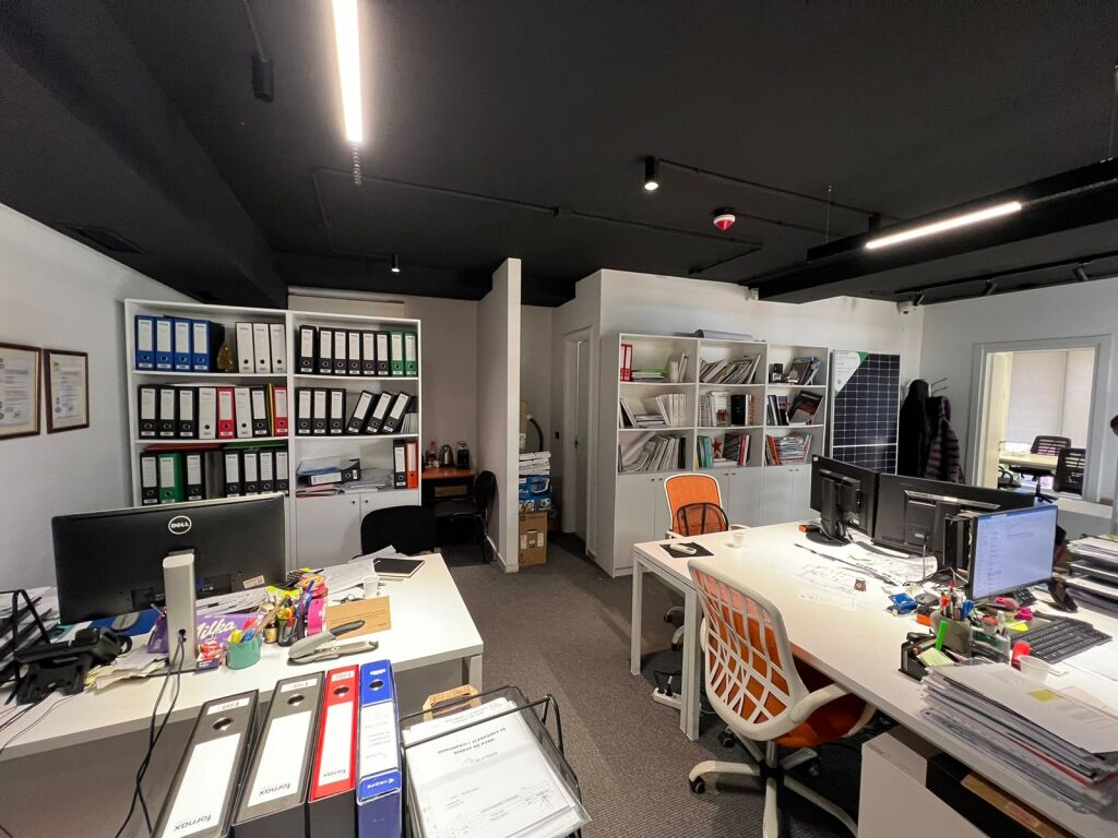 Ambient Zyre me qera - Pazari i Ri