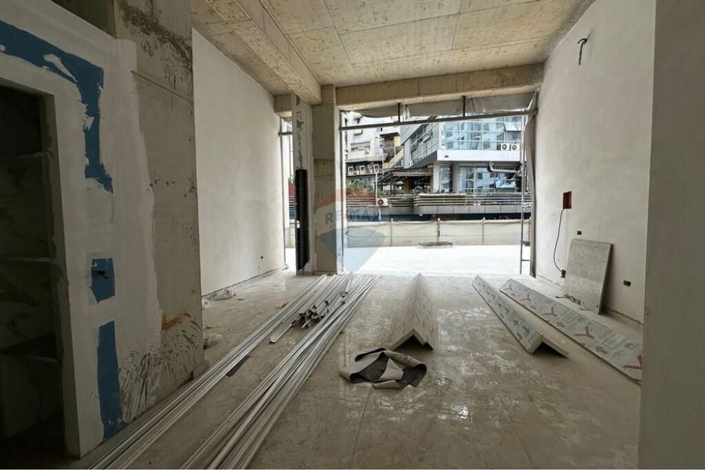 BUSINESS PREMISES FOR RENT AT ZOGU I ZI