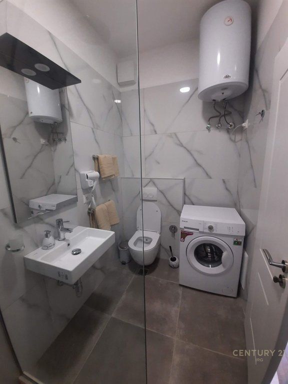 SHITEN 2 GARSONIERE TEK STADIUMI DINAMO!