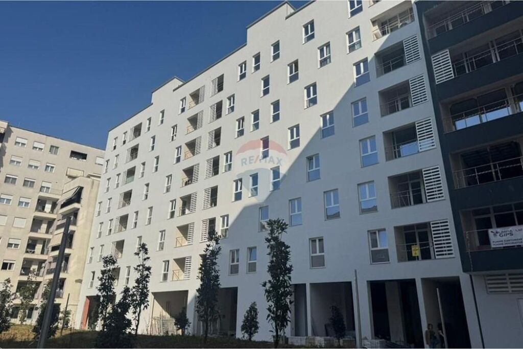 APARTMENT 3+1+2 FOR SALE IN KOMUNA E PARISIT