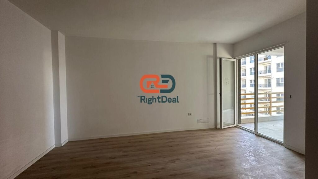 Ne Laprake, Tek Kompleksi E 88, Jepet Me Qira Apartament 1+1+Post Parkimi, Me Planimetri Perfekte!!