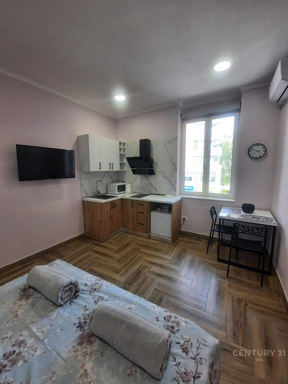 SHITEN 2 GARSONIERE TEK STADIUMI DINAMO!