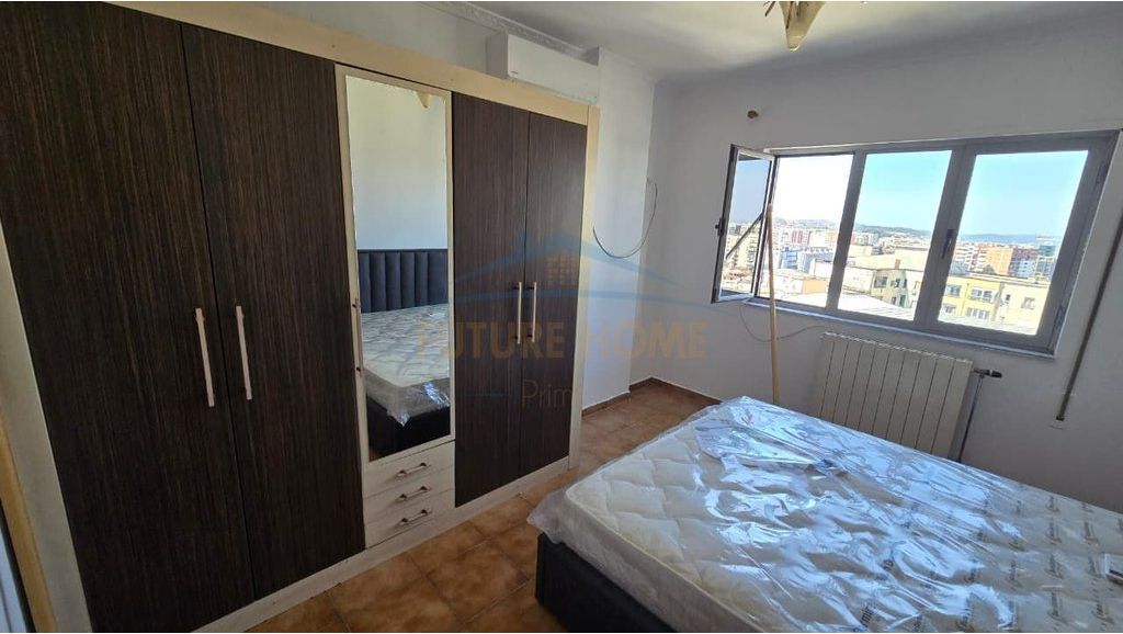 Qera , Apartament 1+1 , Pallati me shigjeta