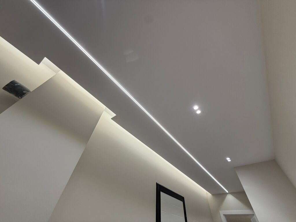 Apartament 2+1+ parkim për qira – i përshtatshëm për biznes (kati 2)