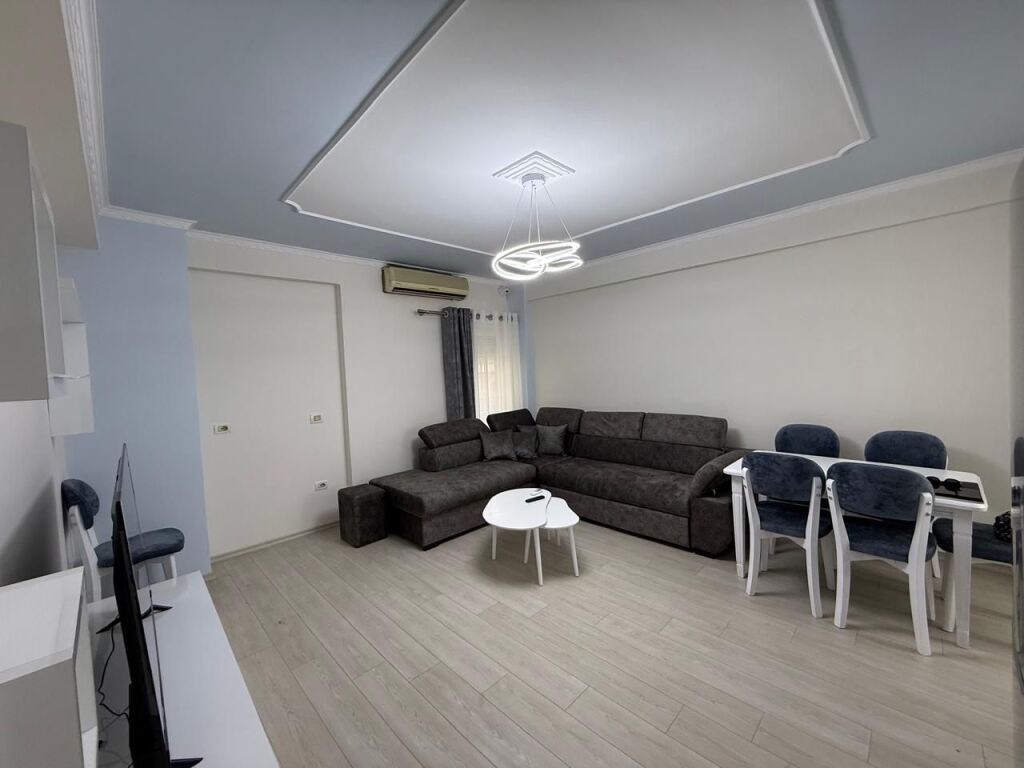 Affitto , Appartamento 1+1 , Via Mine Peza , Tirana