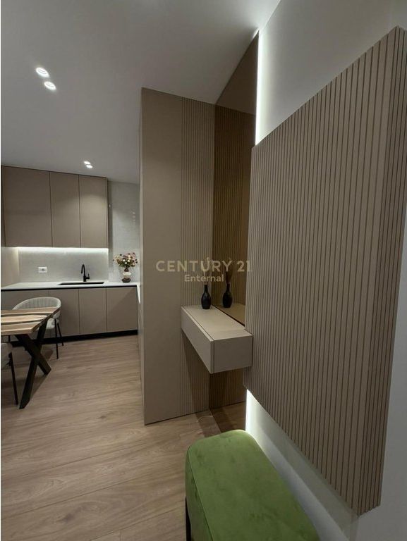 Luxury 2+1+2 apartment for rent at Golden Tower, on Mine Peza Street