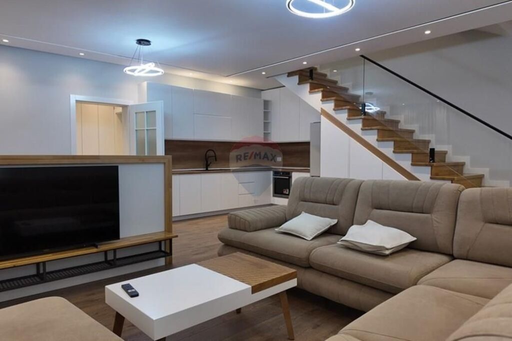 Villa - In Affitto - Qesarak, Tirana(ID: 530581008-78)