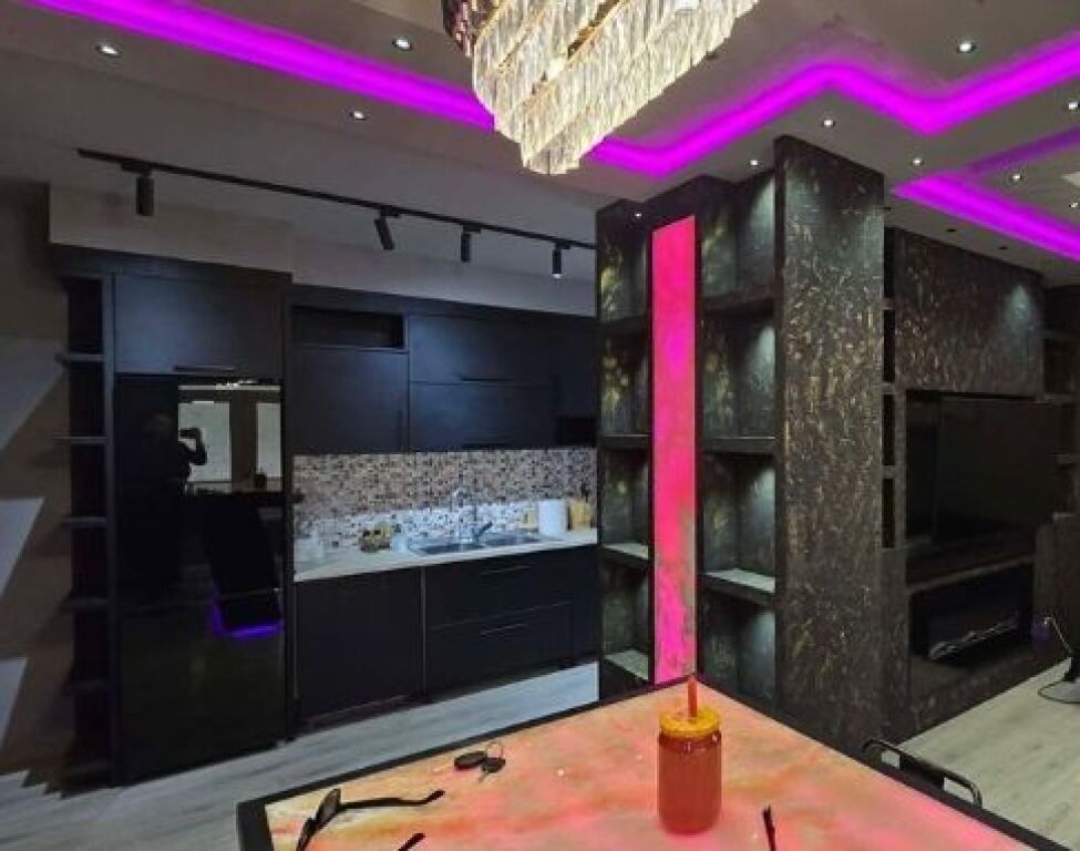 Shitet apartament 1+1+2 – organizim funksional