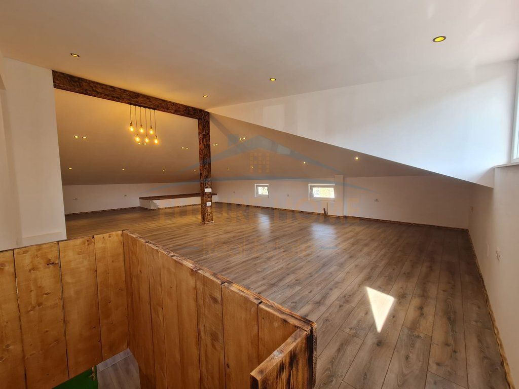 Qera, Ambient Biznesi, Kombinat