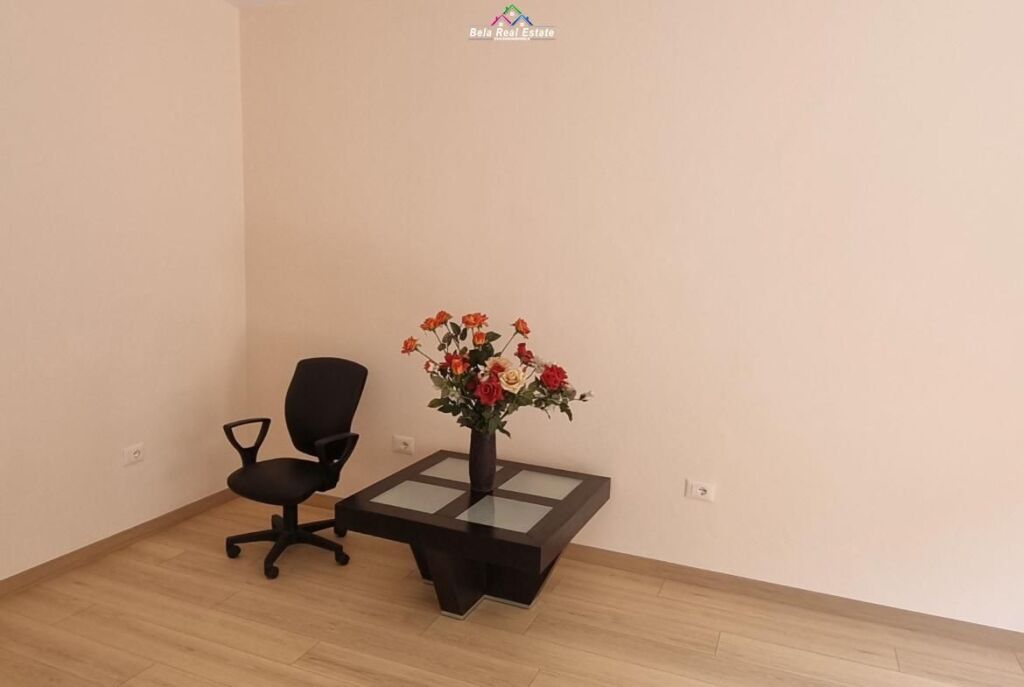 Office for Rent at Mine Peza (ID BZ2895) Tirana