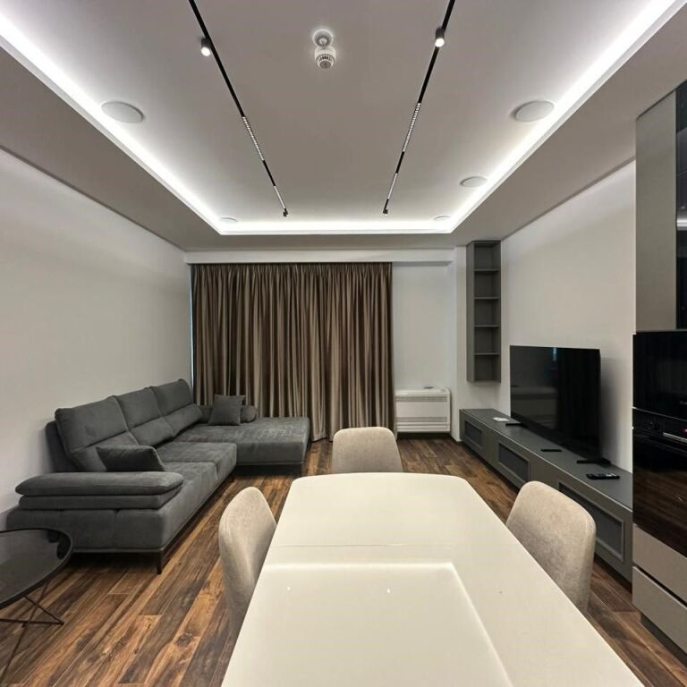 🏡 Jepet Apartament 1+1 me Qira – Lion Park 1, Rruga e Elbasanit ✨