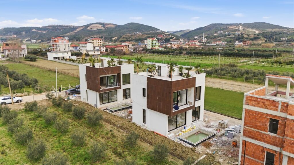 Spille plazh ,Orange Privè luxury villas,rezidence me 6 vila ,600 m nga deti