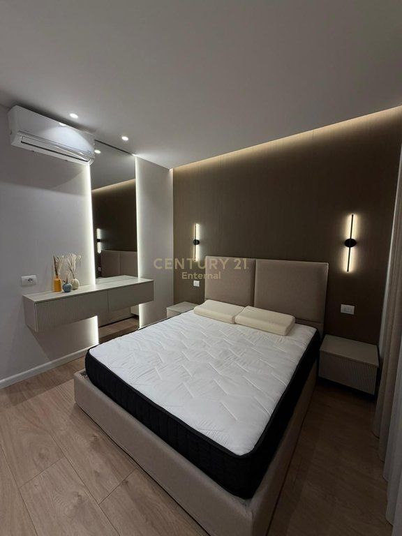 Luxury 2+1+2 apartment for rent at Golden Tower, on Mine Peza Street