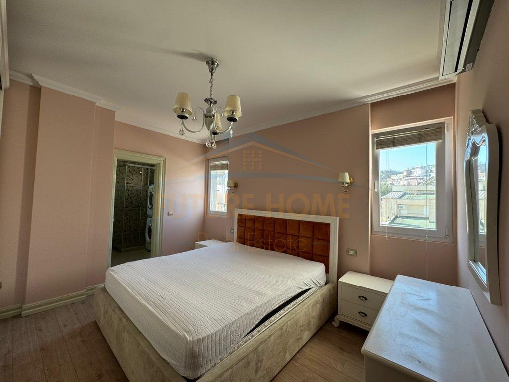 Rent Apartment 3+1+2+2 Parking Spaces, Dry Lake, Tirana