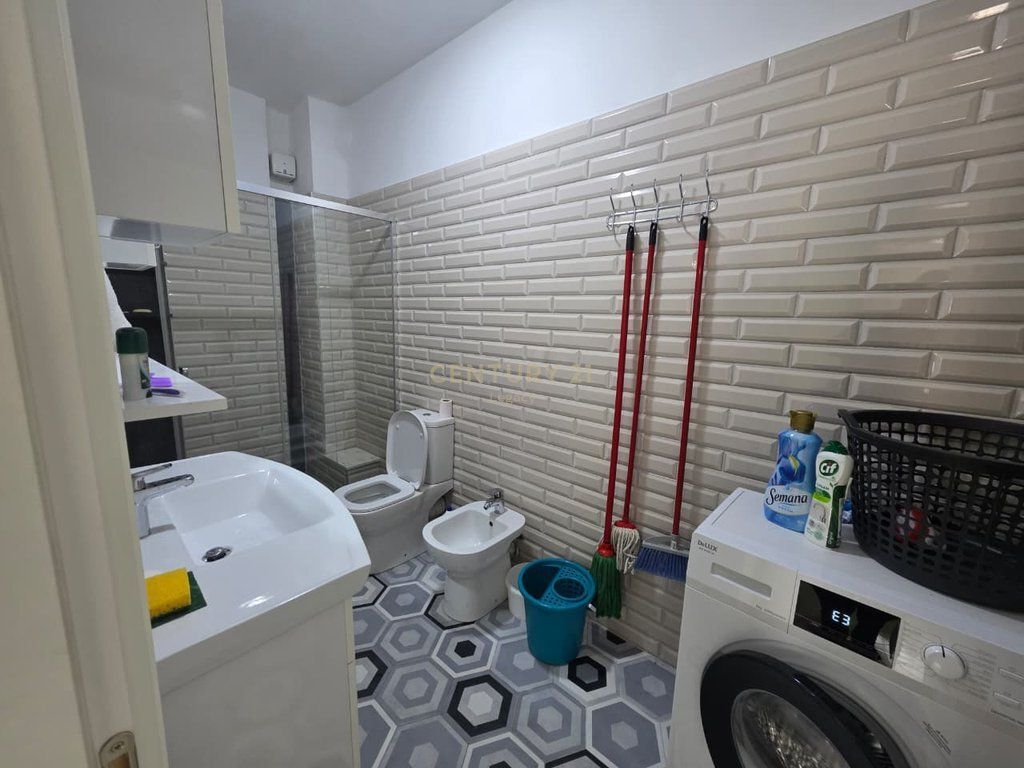 AFFITTASI APPARTAMENTO 1+1 A FRESK