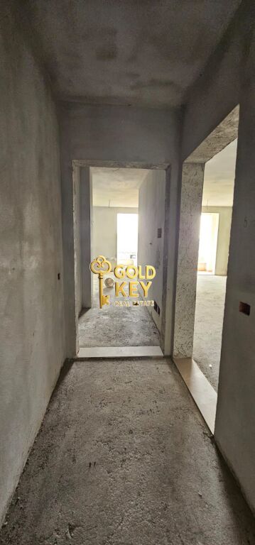 SHITET SUPER APARTAMENT 2+1+2+2 BALLKONE ME PAMJE DETI