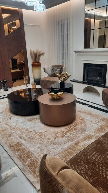 Villa di lusso a 5 km dalla costa di Qerreti, strada Shengjergj (anello nord Kavaje)