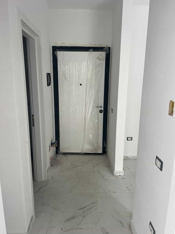 Shitet Apartament 1+1 Univers City