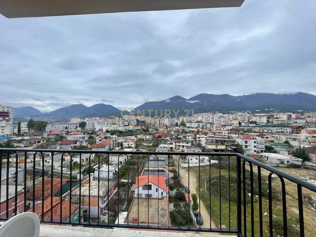 APPARTAMENTO 2+1 IN VENDITA IN VIA KOKONOZEVE, PORCELAN !!