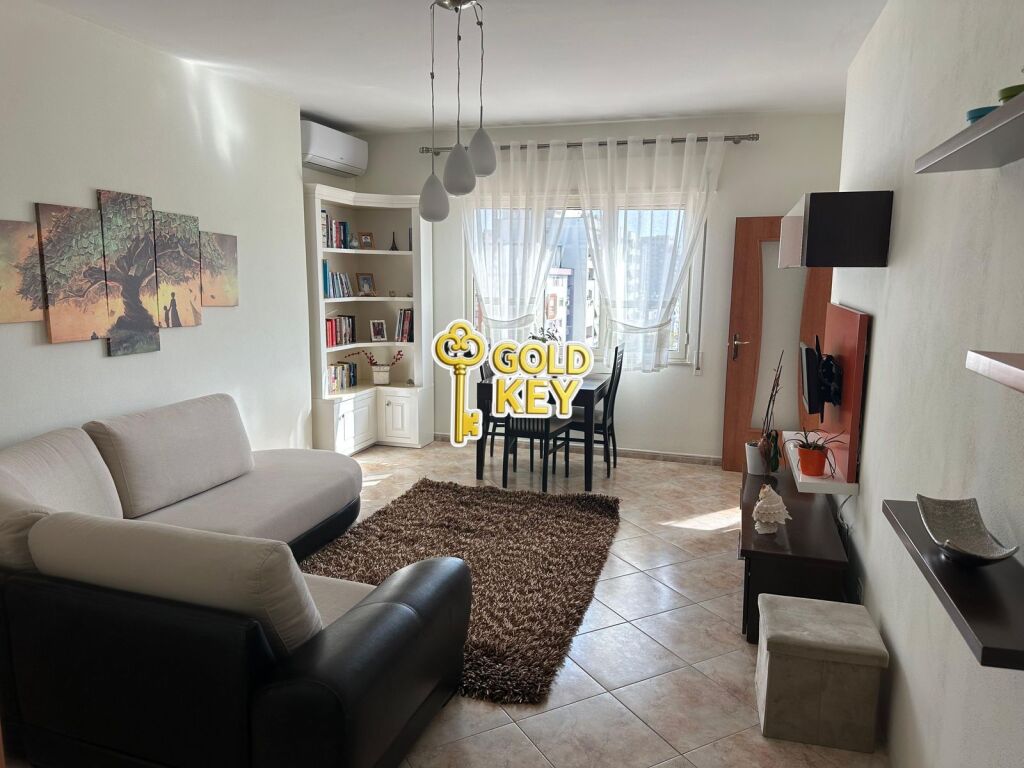🏡 APARTAMENT ME QERA 1+1 – Qendër, Sotir Noka, Durrës