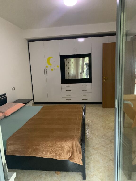 Appartamento 2+1+2, con vista mare in affitto, Currila Durres