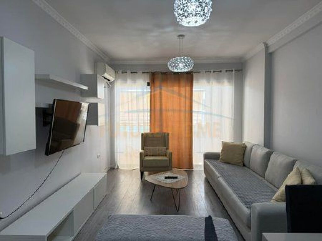 Affitto, Appartamento 2+1+2, Nuovo Anello, Tirana.