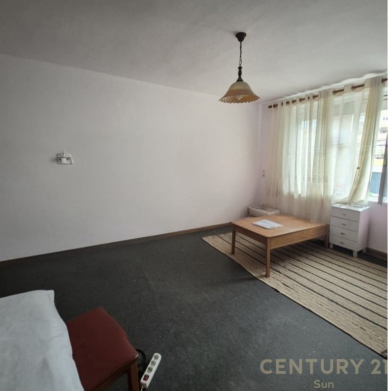 Apartament 1+1 për shitje – Rruga e Kavajës, pranë Garden Building! 130,000 €