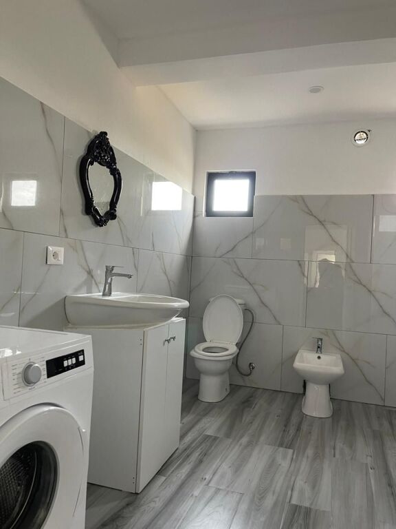 Apartament 2+1 per qera ne spitalle durres 280 euro ne muaj