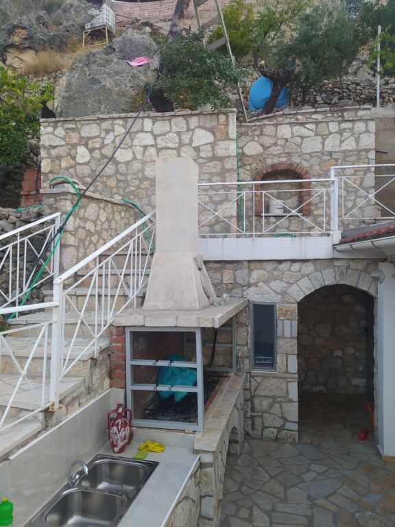 Maisonette në fshatin Piqeras