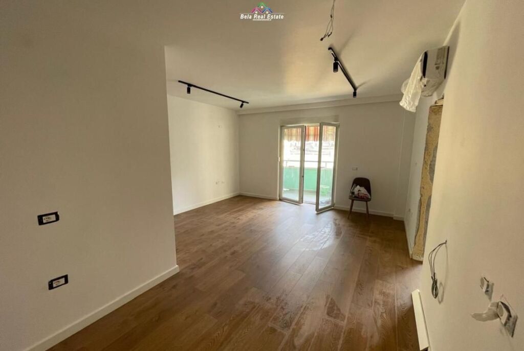 Office For Rent 1+1 At Elbasan Street (ID BZ2805) Tirane