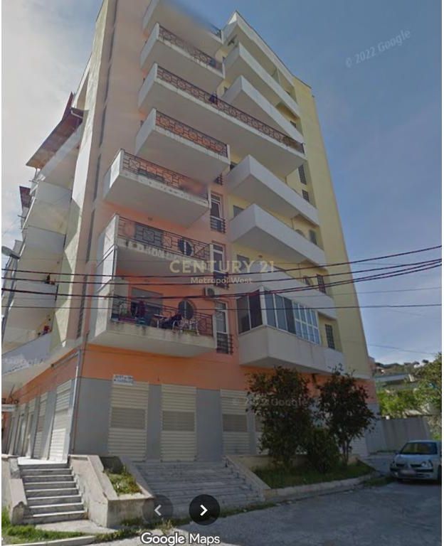 Negozio in vendita vicino all'Ospedale di Durazzo!