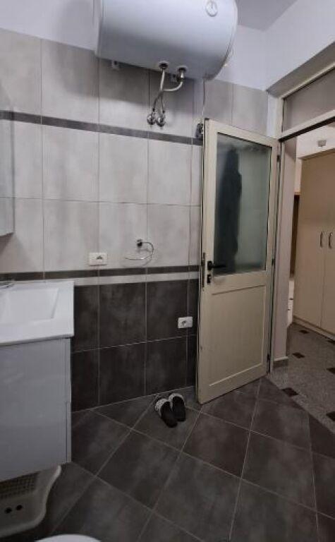 📌 Shitet Apartament 2+1 – Vasil Shanto