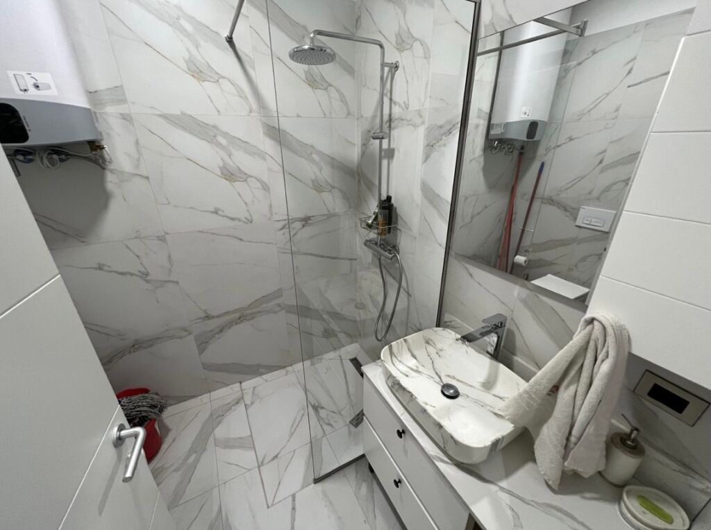 Apartment 2+1+2 with parking for sale, 5 Maji, super invested