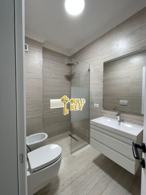 🏡 APPARTAMENTO IN AFFITTO 2+1+2 Zjarrefiksja, Durrës