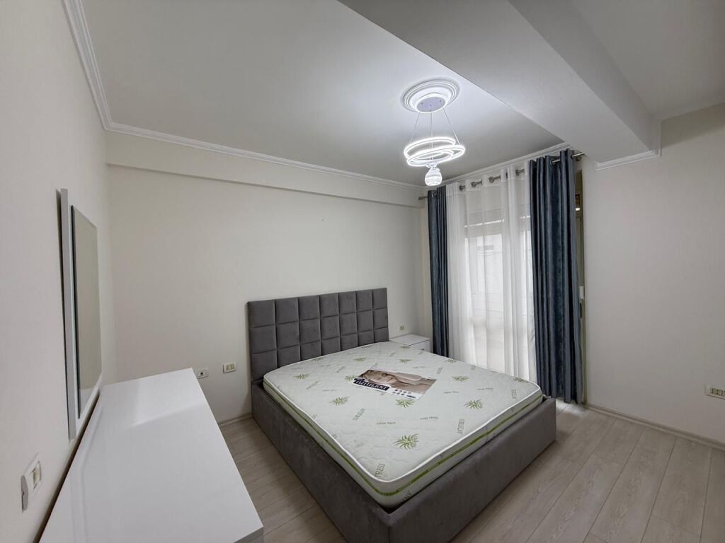 Affitto , Appartamento 1+1 , Via Mine Peza , Tirana