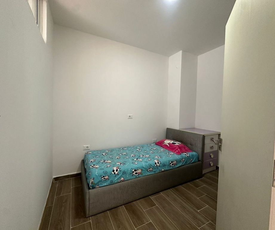 2+1 apartment for rent at 5 May street