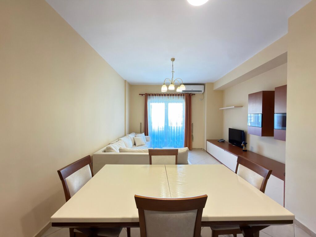 Apartament 2+1 me qira! Zogu i zi