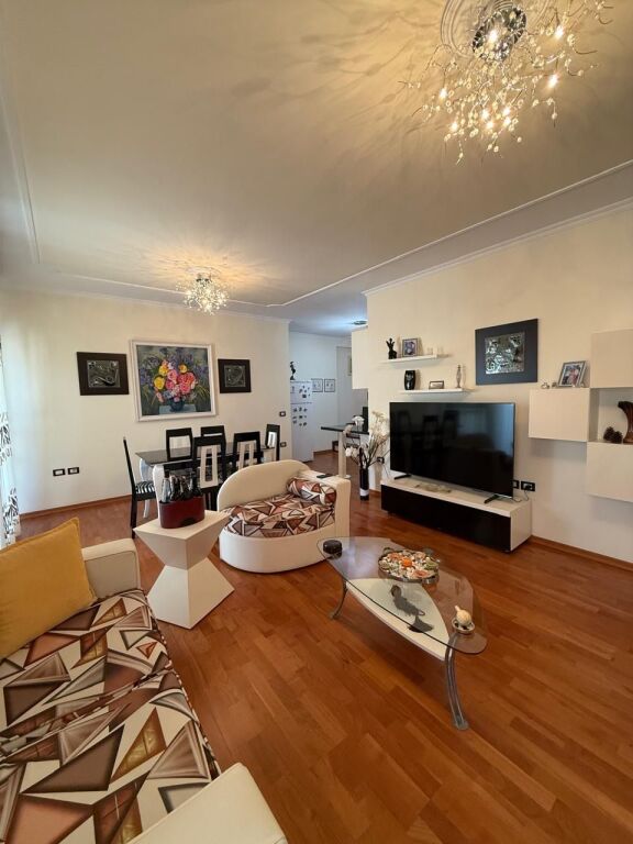 Duplex for sale in Yzberisht