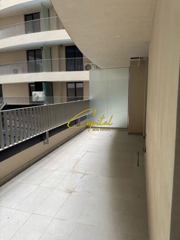 LOCALE COMMERCIALE IN AFFITTO 120 M2 GOLDEN TOWER REZIDENCE 100.000 LEKE