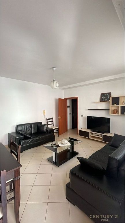 Jepet me qira apartament 1+1 tek Liqeni i Thate.