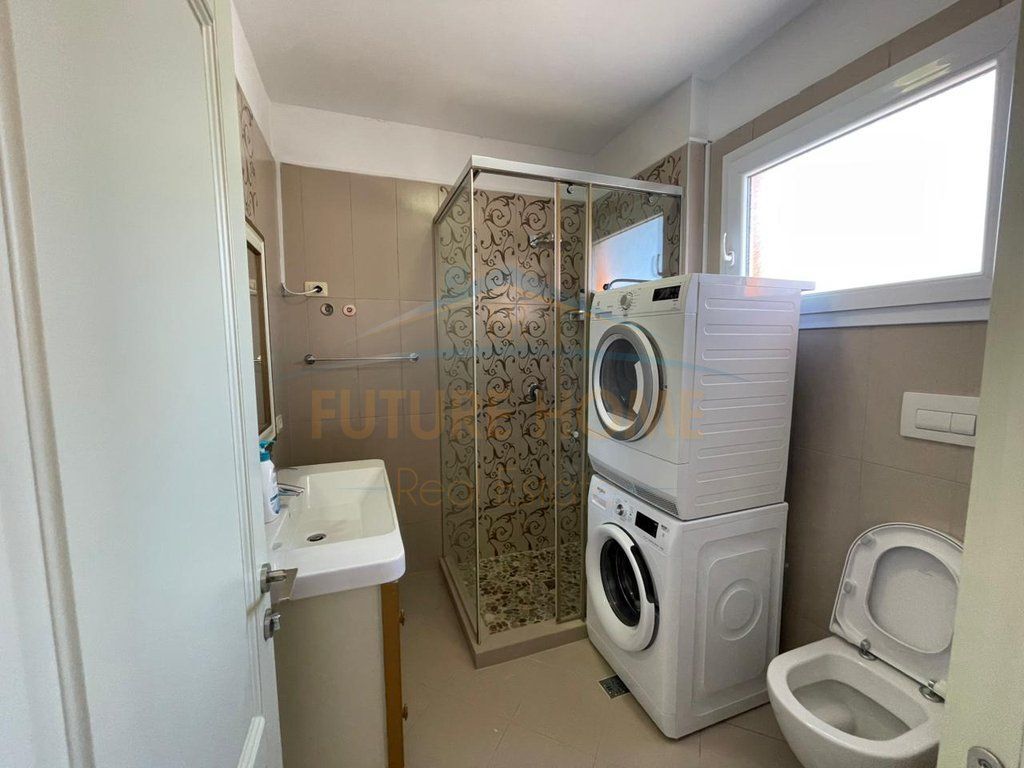 Rent Apartment 3+1+2+2 Parking Spaces, Dry Lake, Tirana