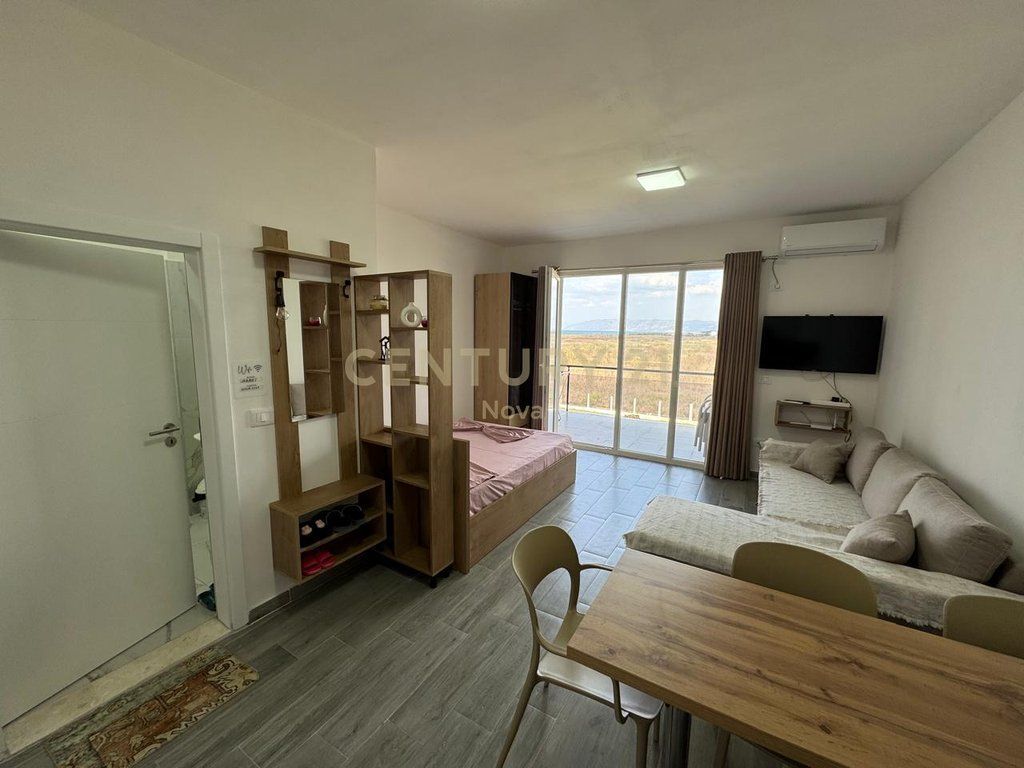 Garsoniere ne Tale 150m larg detit E mobiluar ne detaje 80,000 €