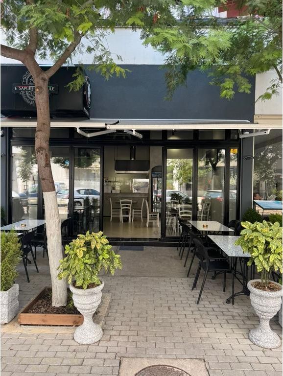 COMMERCIAL SPACE FOR RENT READY WITH INVESTMENT FOR PIZZERIA-YZBERISH!