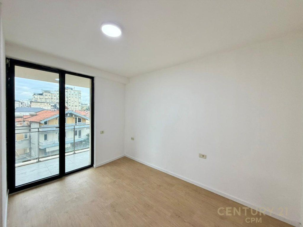 APARTAMENT 1+1 PER QIRA NE RRUGEN MINE PEZA!